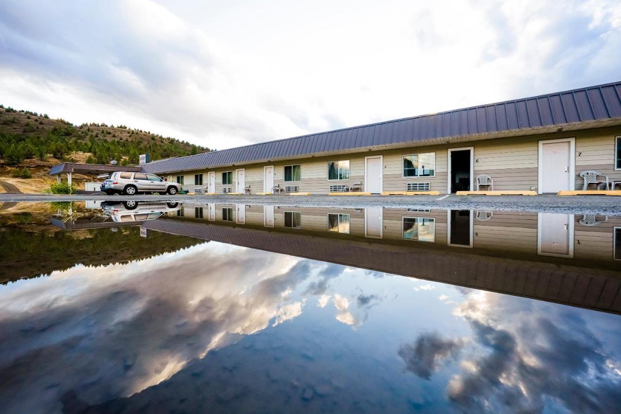 Oyo Riverside Inn John Day Or Exterior foto