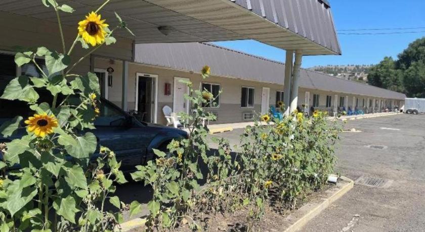 Oyo Riverside Inn John Day Or Exterior foto